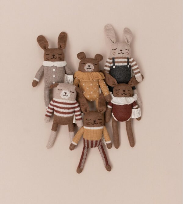 Doudou lapin salopette noire 22 cm – Image 3