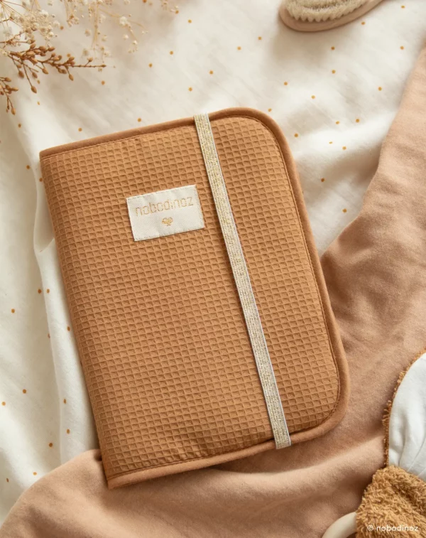 Housse carnet de sante - Poema caramel – Image 2