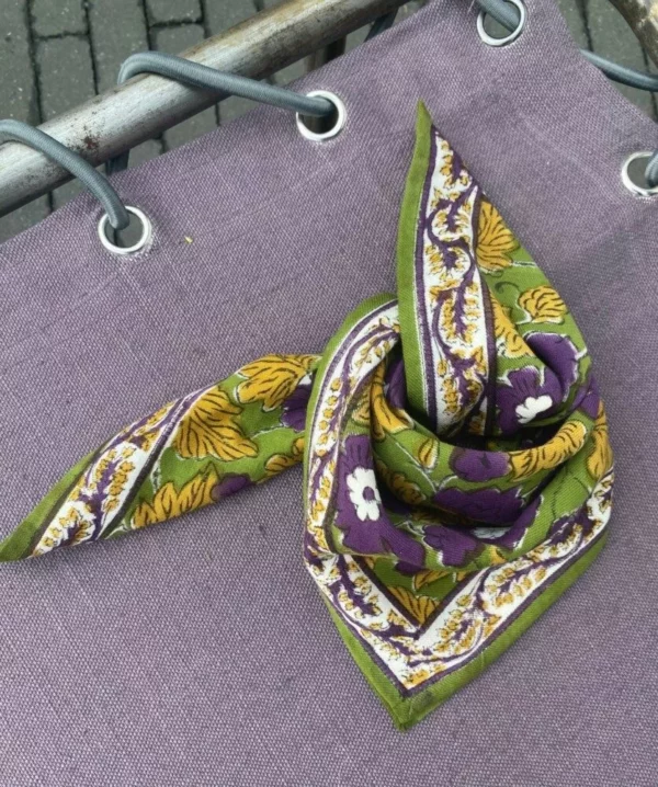 Petit foulard bougainvillier