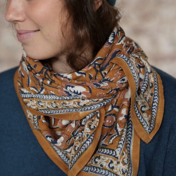 Grand foulard jaya safran