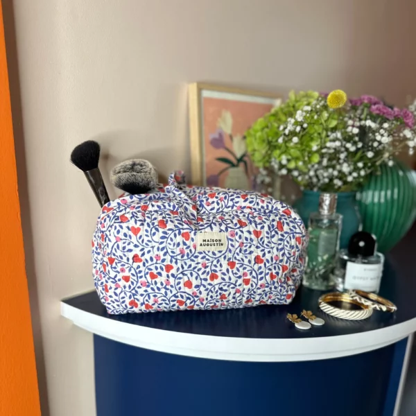 Trousse de toilette love klein – Image 2