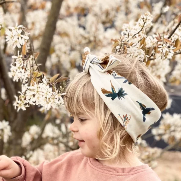 Petit foulard Manika cerisier fleur de vanille – Image 4