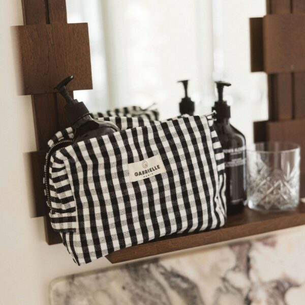 Trousse de toilette en coton vichy black – Image 2
