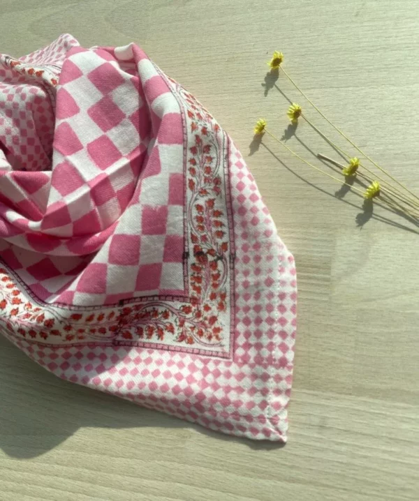 Petit foulard damier rose – Image 2