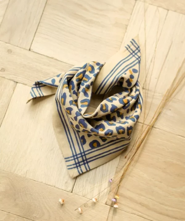 Petit foulard leopard camel