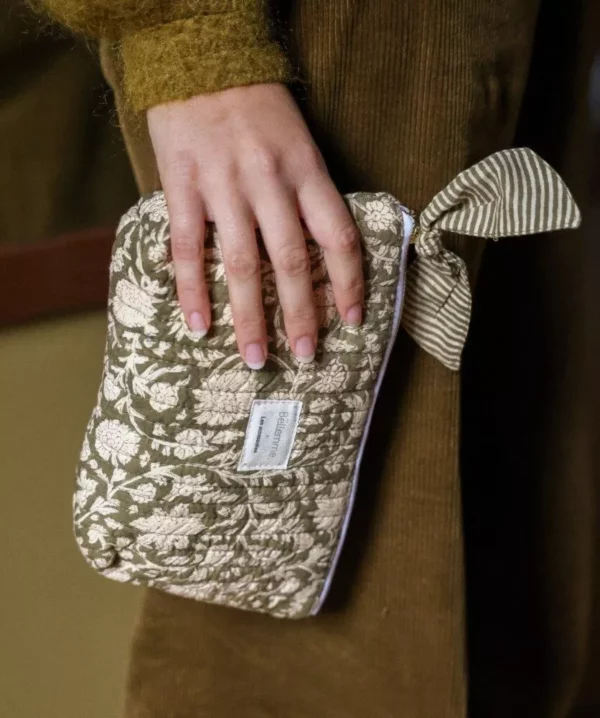 Trousse de maquillage - anjali kaki – Image 3