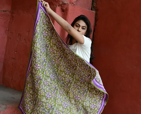 Grand foulard - Carthage kaki – Image 2