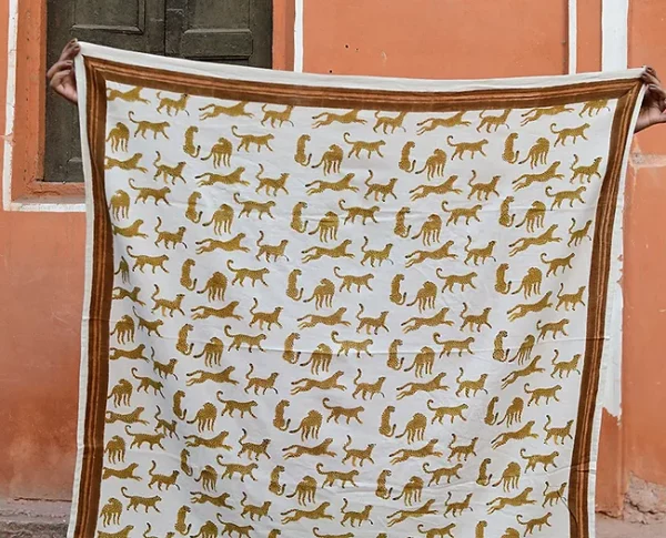 Grand foulard - fauve noisette – Image 3