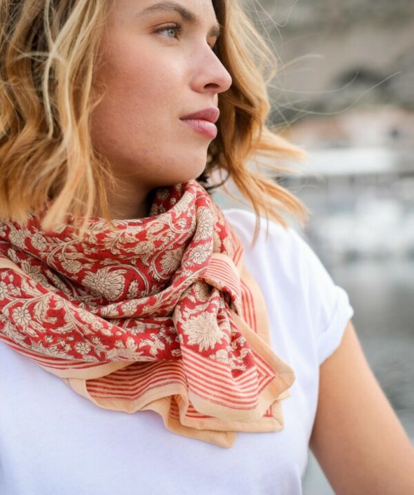 Grand foulard anjali cerise – Image 2