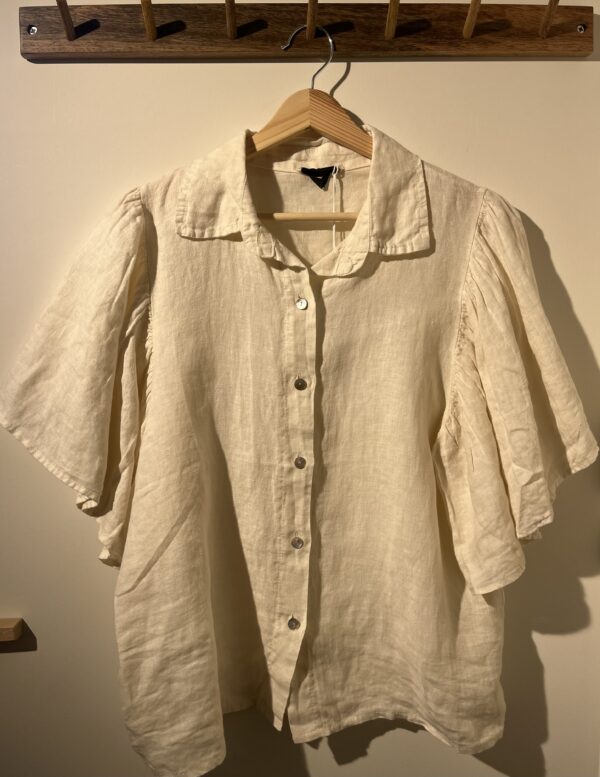 Blouse lin écrue volant – Image 2