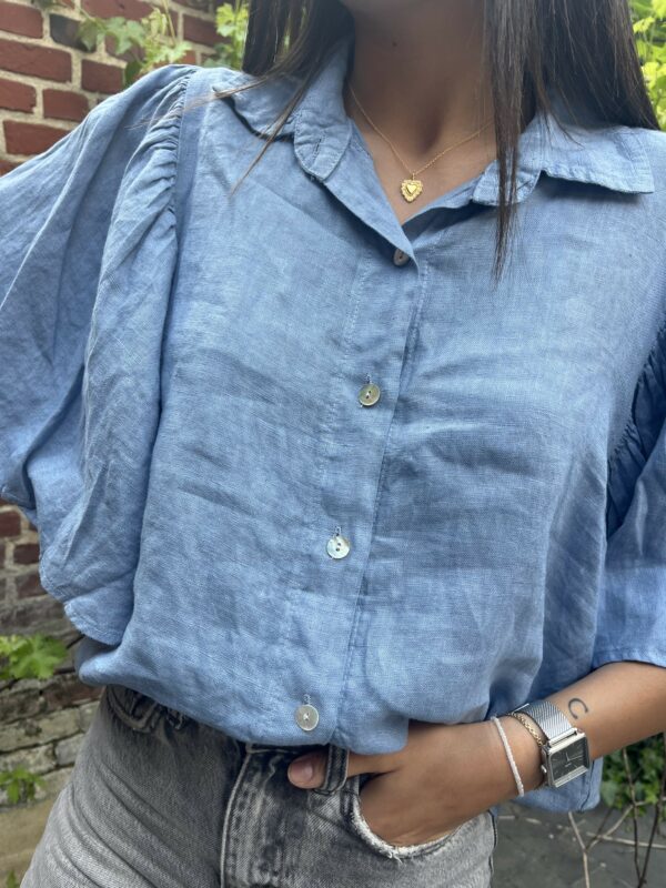 Blouse en lin manches volantes bleu jean