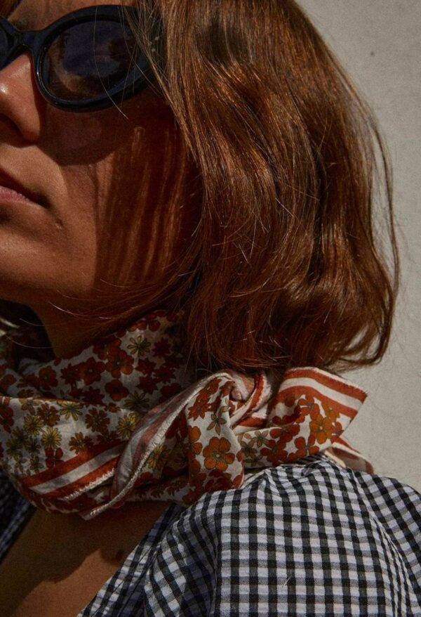Foulard flower bois de rose - GABRIELLE PARIS