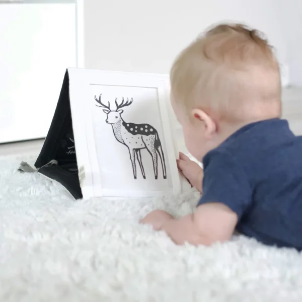 Tummy time gallery noir et blanc – Image 3