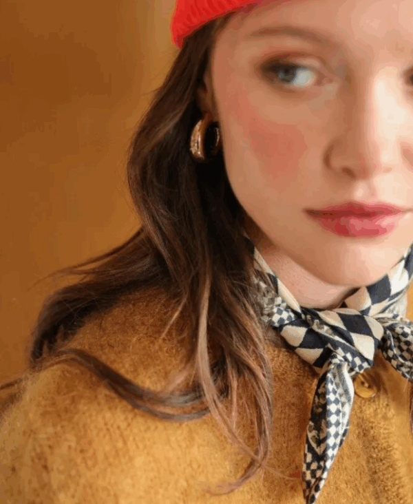 Petit foulard - Damier encre – Image 2