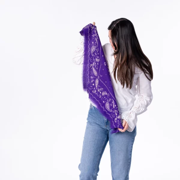 Petit foulard laine Alice violet – Image 2