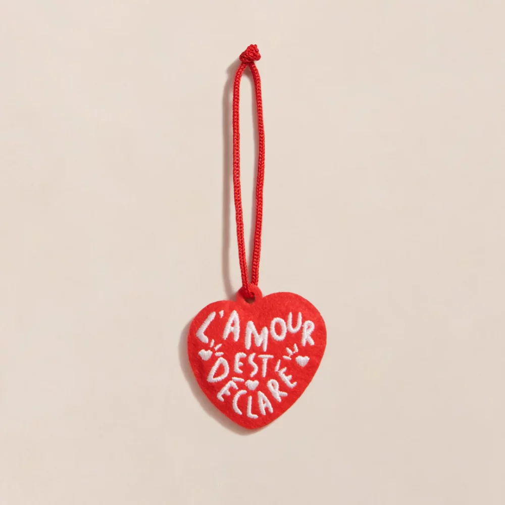 24WLeporte-clesemoiemoi-L_amourestdeclare08_0503web_60eb3b66-b3c8-47ef-99ba-d8105f6dc23e