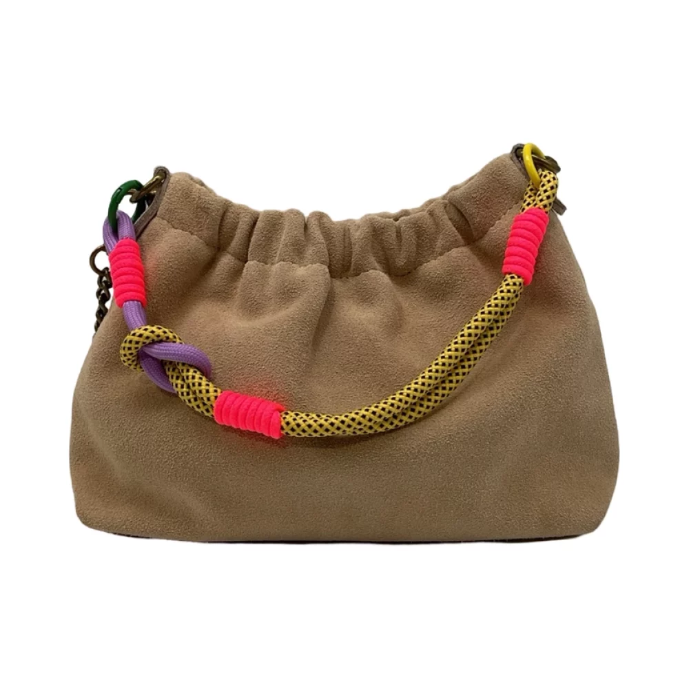 267b3e93f7aafd7f78368d969c35cec4c5d37ea16bdacf99e53ac5c54cf7e600