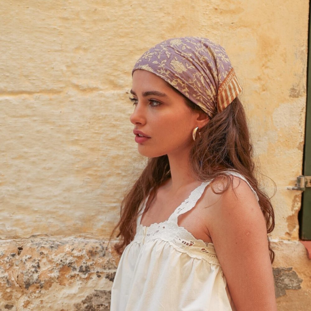 Foulard-petit-format-Kate-parme-2-836x1000