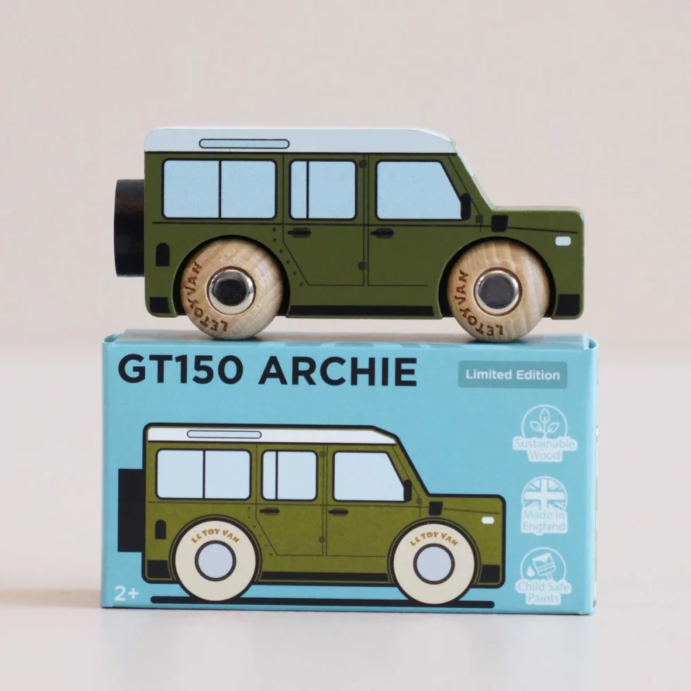 GT150-Archie-Classic-Car-Collection-Le-Toy-Van-Product-Packaging-1_8531dfa4-54d2-4dfd-b15d-043aa8882724