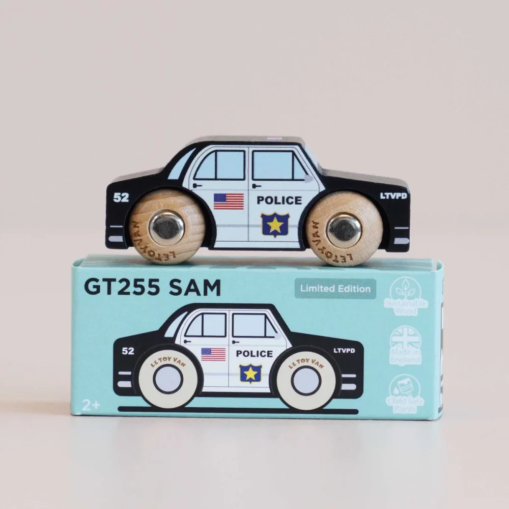 GT255-Sam-Classic-Car-Collection-Le-Toy-Van-Product-Packaging-1_0bb19c04-06eb-4c22-93e5-9e9d4610233f