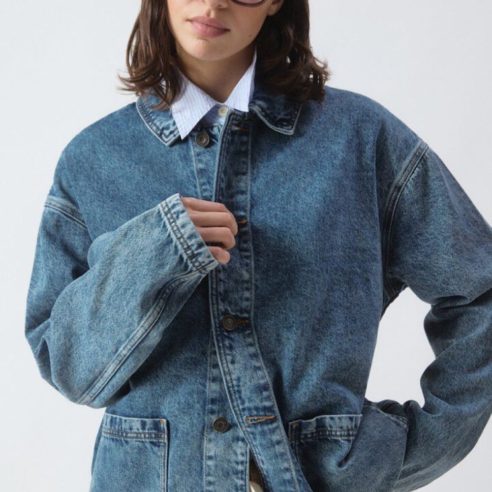 JOY16IE26-STO-MODEL-1-large