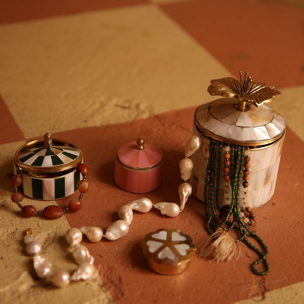 Lola-Circus-Box-Pine-Doing-Goods-1.20.21.039.600.4-aw24-3-web-14