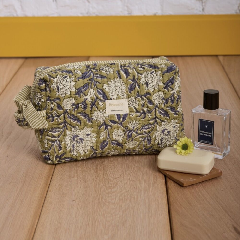 Trousse-toilette-grand-format-Harper-Kaki-3-836x1000