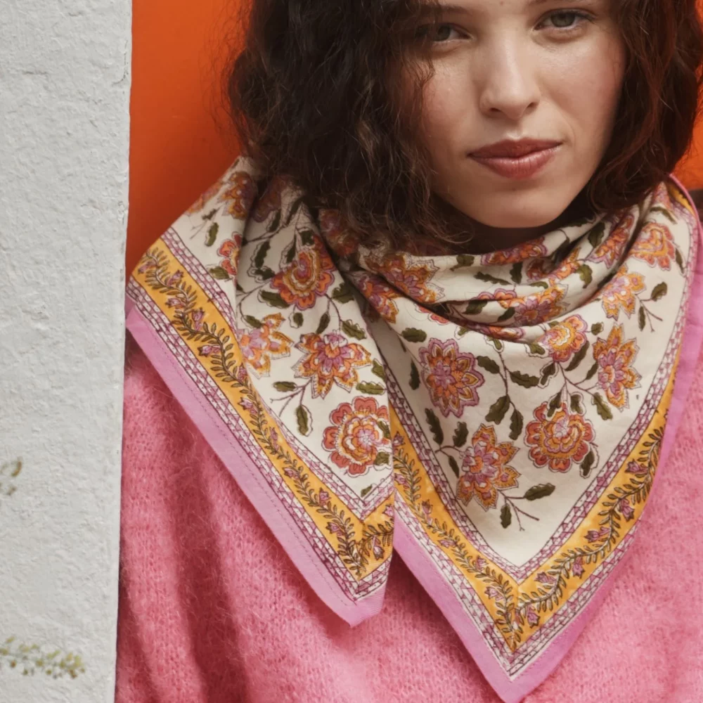 foulard-grand-format-berry-pink