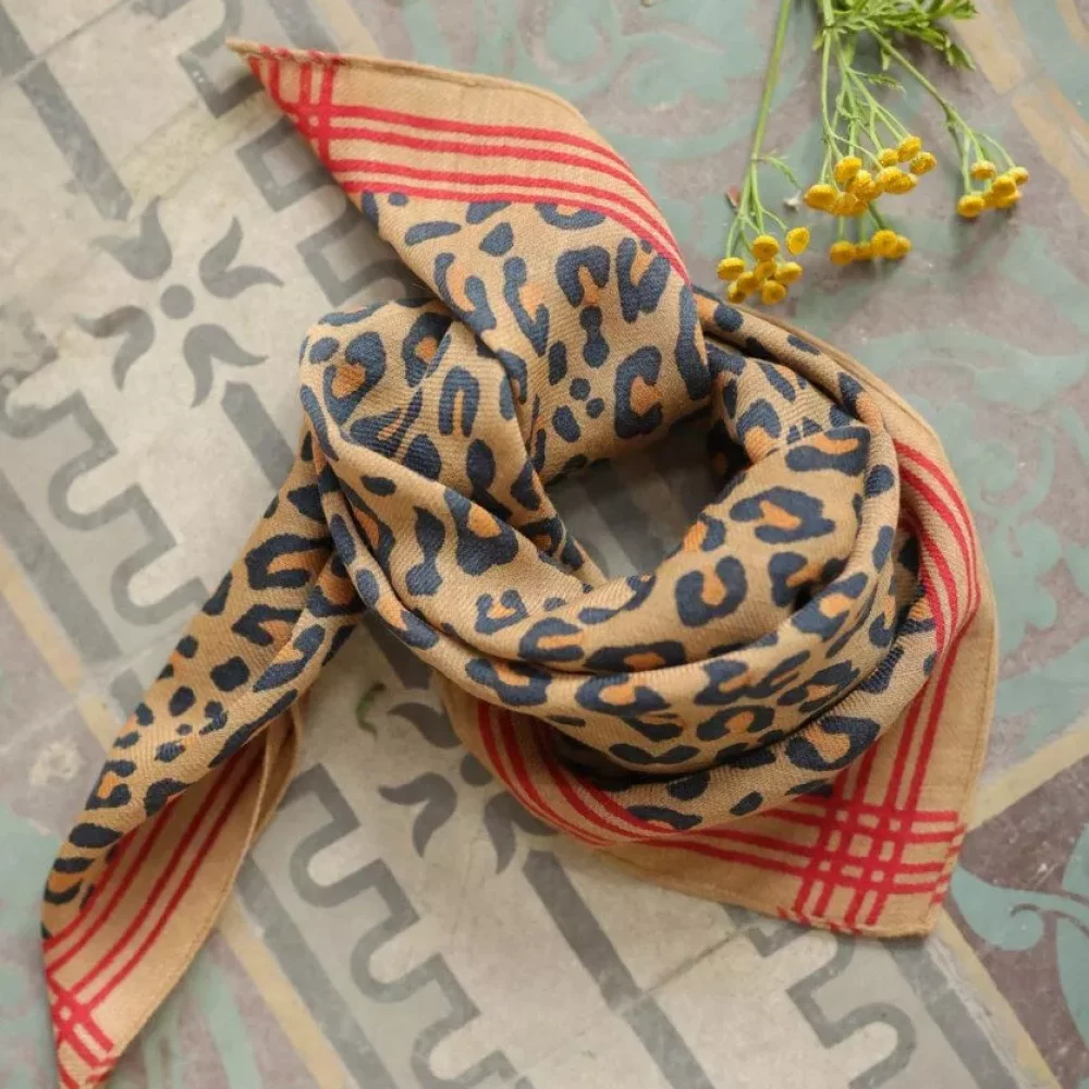 foulard-laine-petit-format-camel-5-836x1000