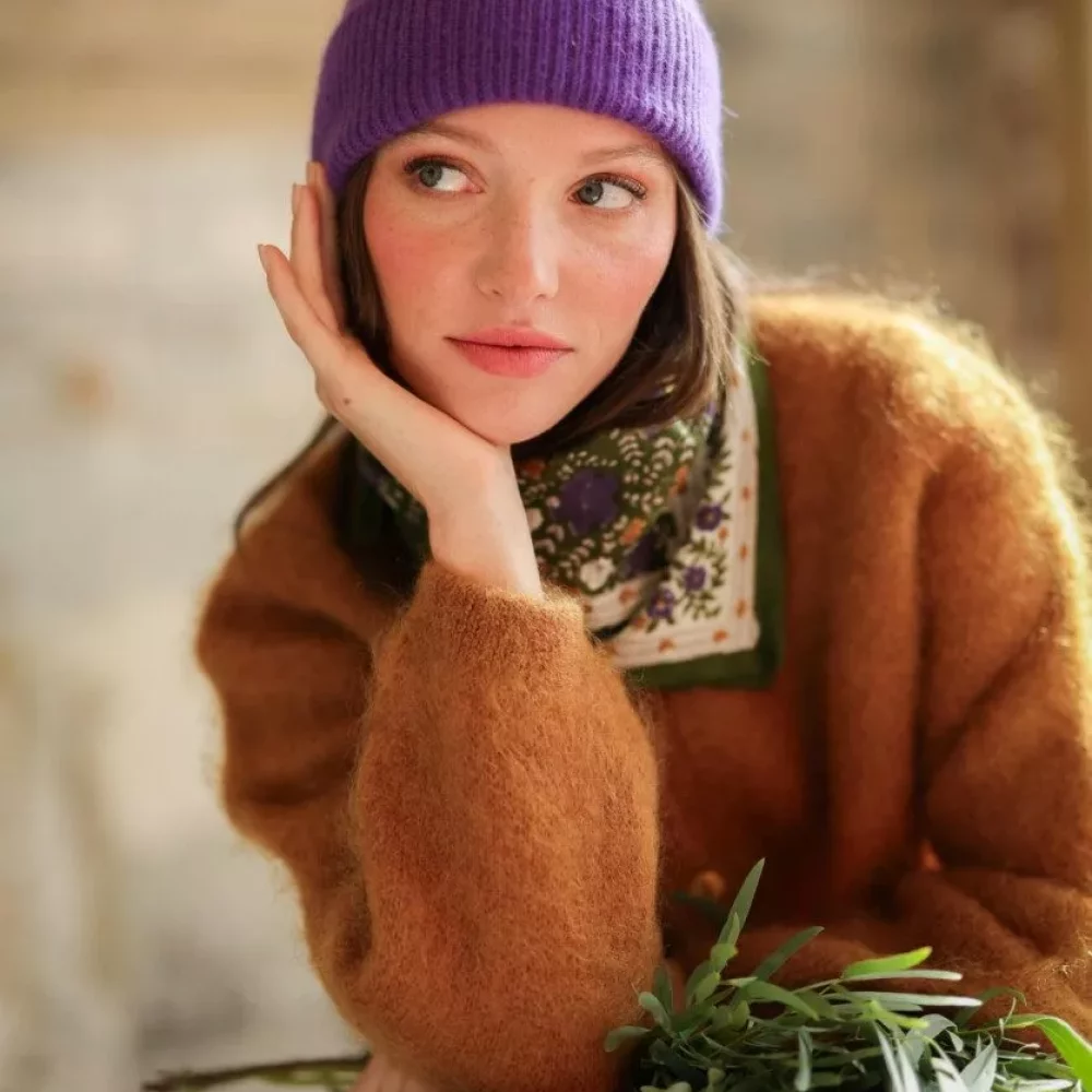 foulard-petit-format-ellis-mousse-836x1000