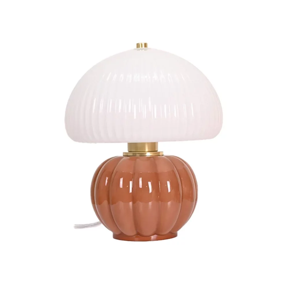 lampe_madelaine_6_900x