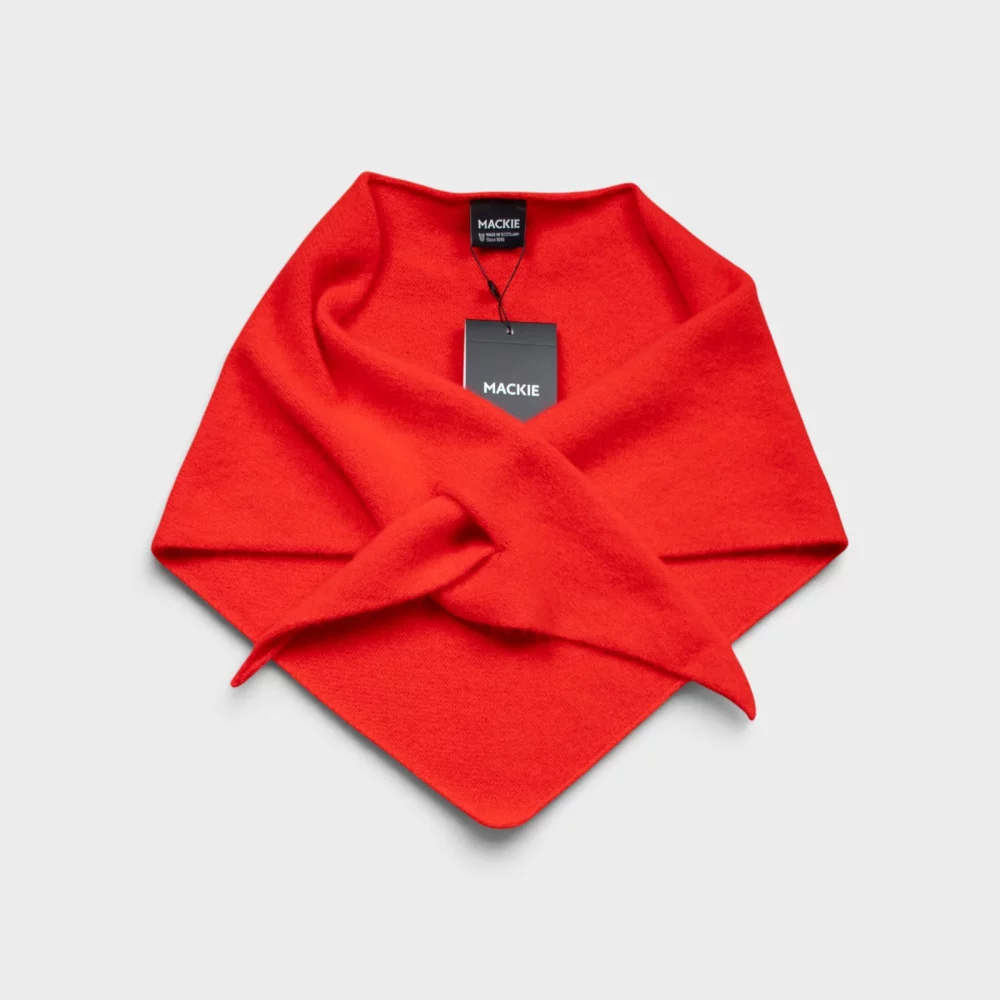 mackie-ardmhor-triangle-hole-scarf-red-1