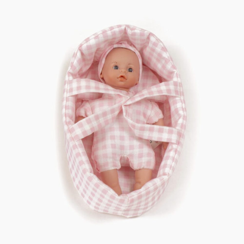 minikane-minis-poupee-tea-aux-yeux-clairs-et-son-couffin-vichy-rose-petale-600x600