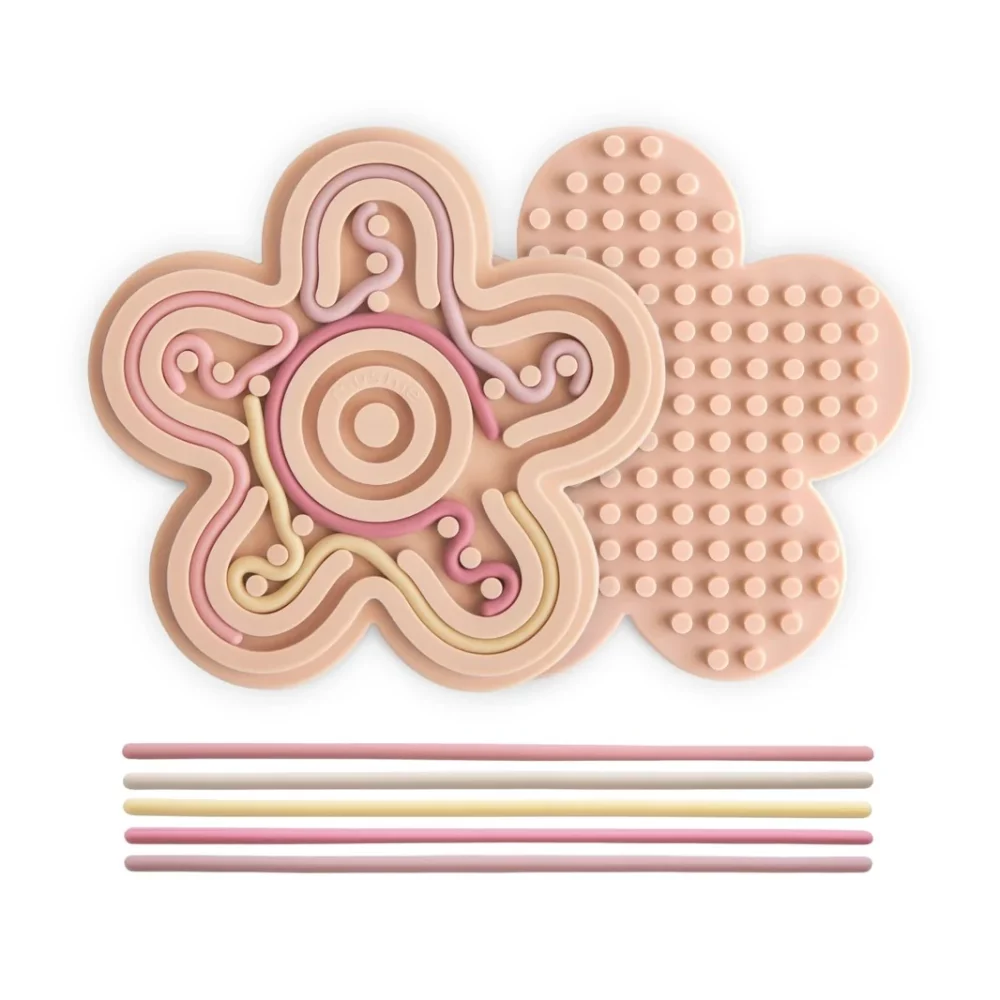 mushie-sensorisch-speelgoed-siliconen-petal-4565491