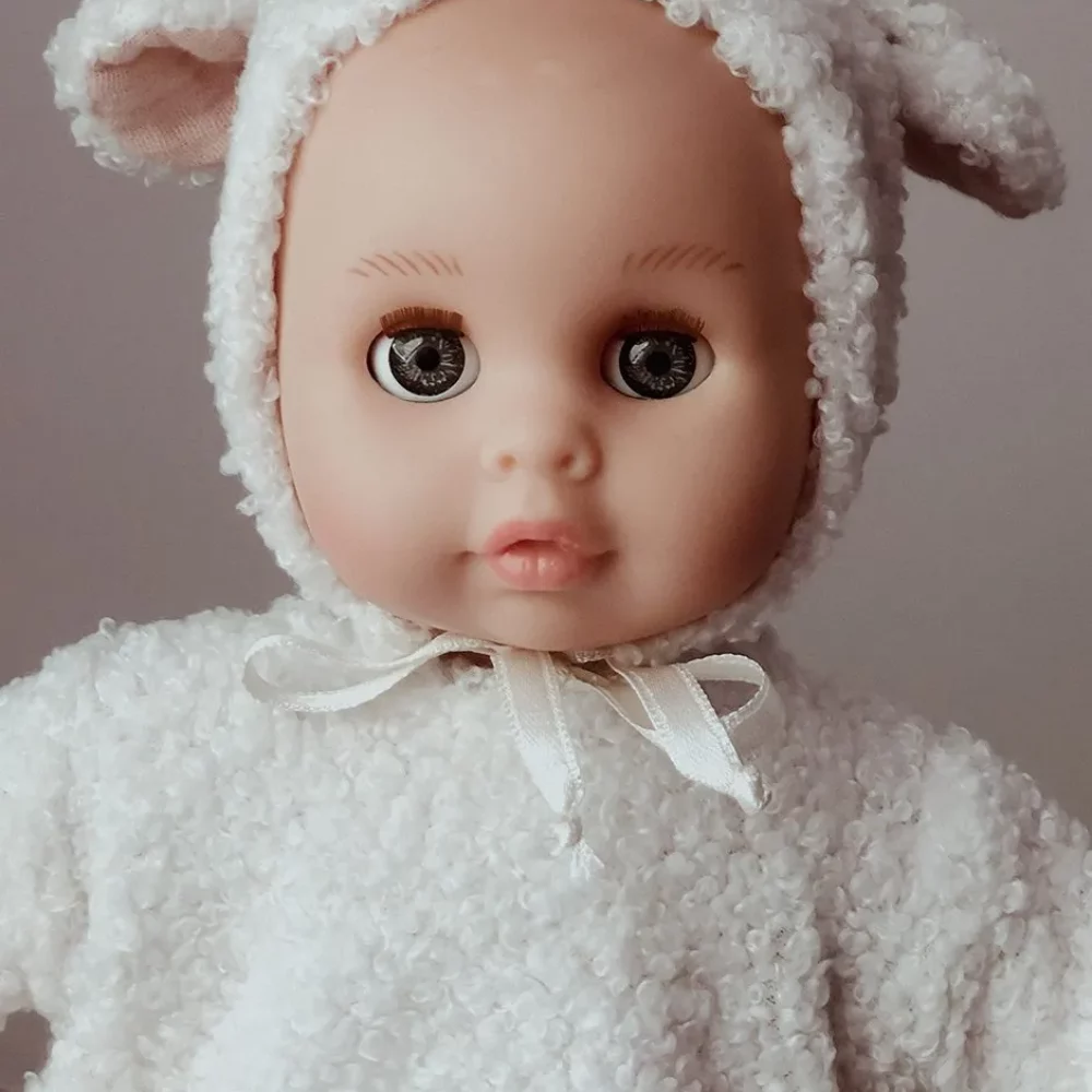 poupee-made-in-france-celestine-babies-26cm-aux-yeux-dormeurs-ambiance2