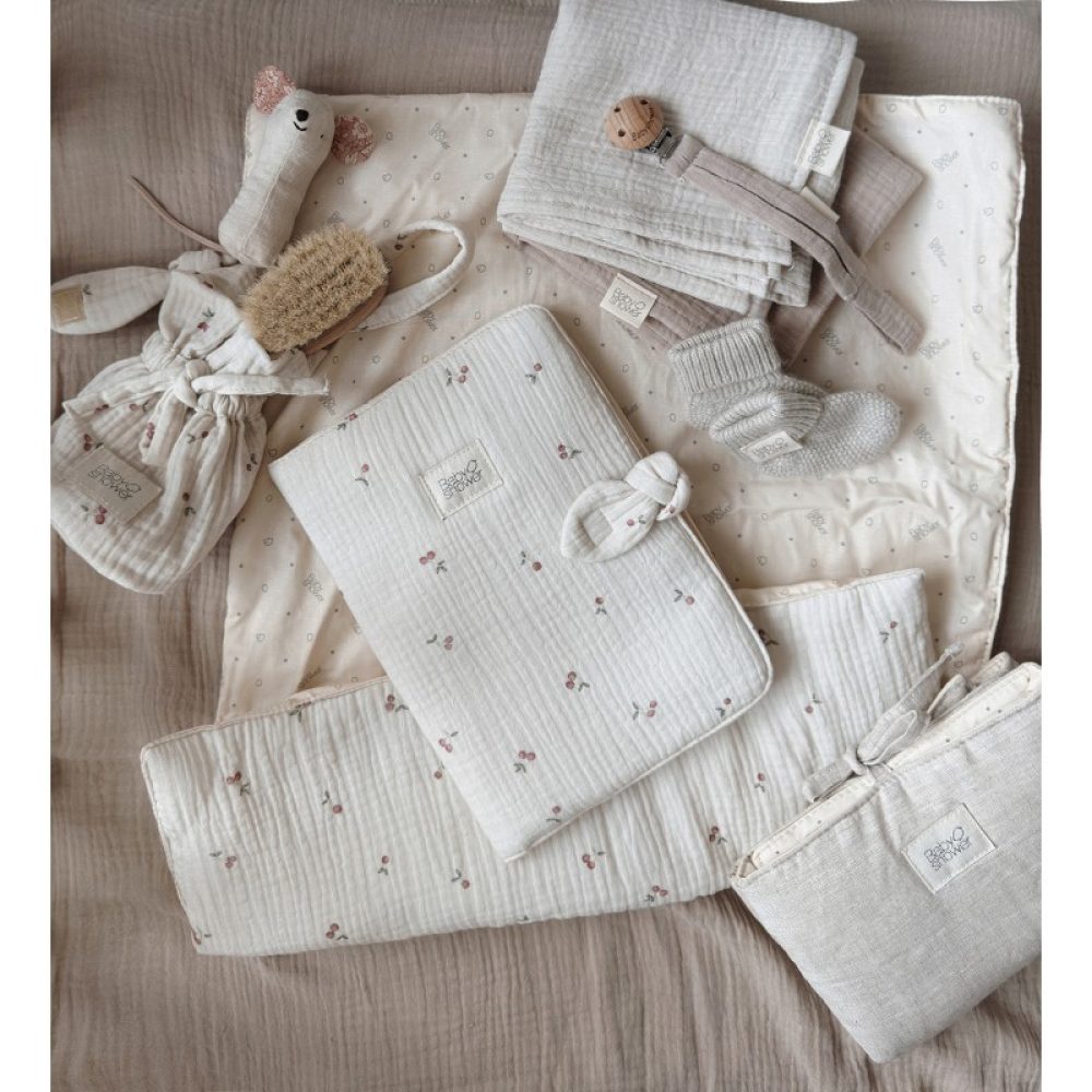 protege-carnet-sante-knot-cherry