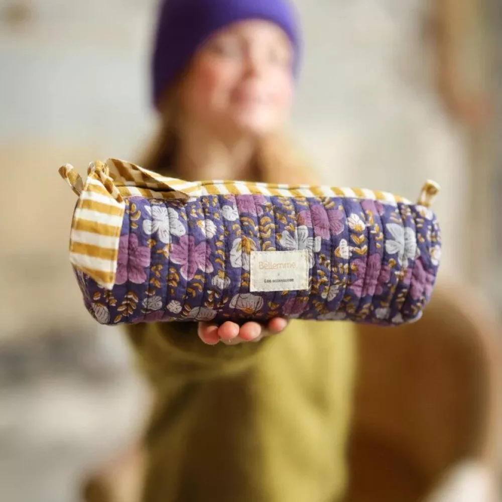 trousse-ecolier-ellis-cassis-836x1000